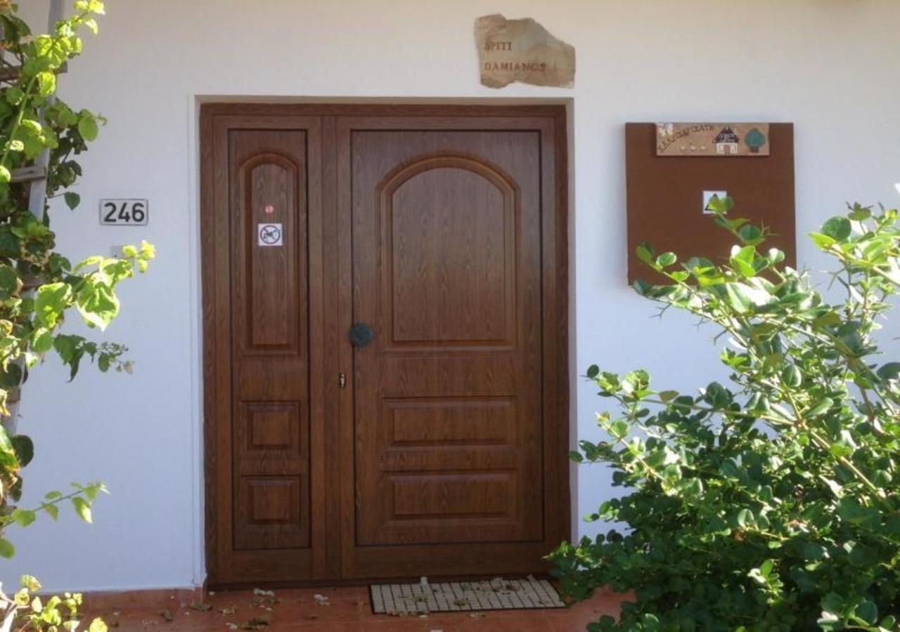 Spiti Damianos Villa Beachfront Pomos Exterior photo